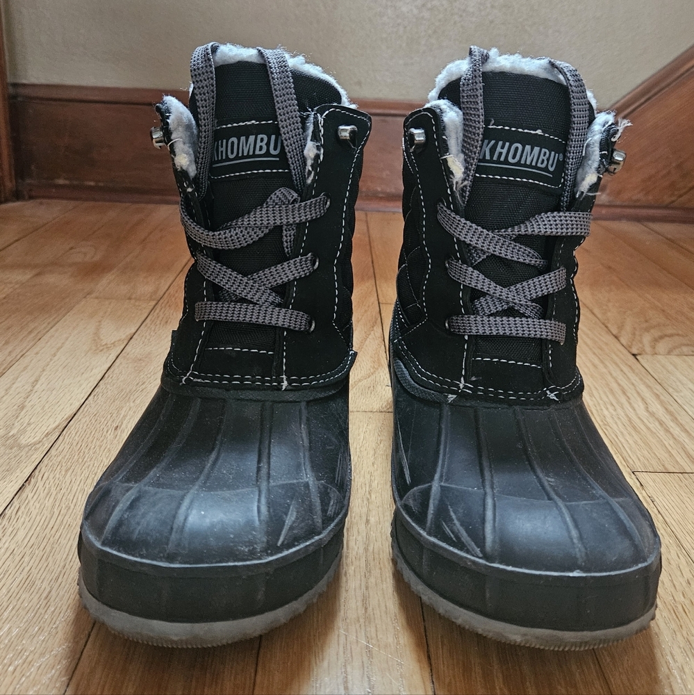 KHOMBU Ankle Boots